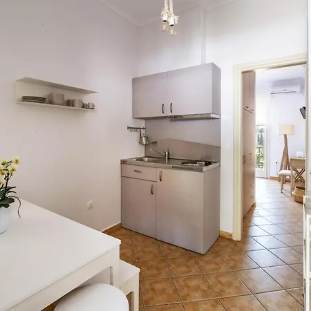 Nysa Residence Ménites Extérieur photo